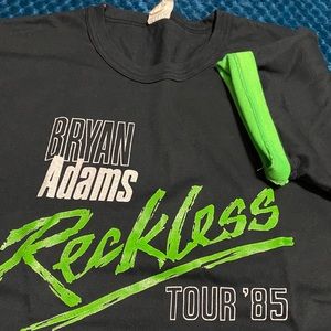 Vintage 1985 Bryan Adams Reckless Concert T. Leg